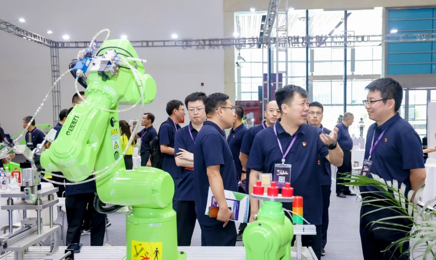工业机器人展览：从技术展示到产业引领